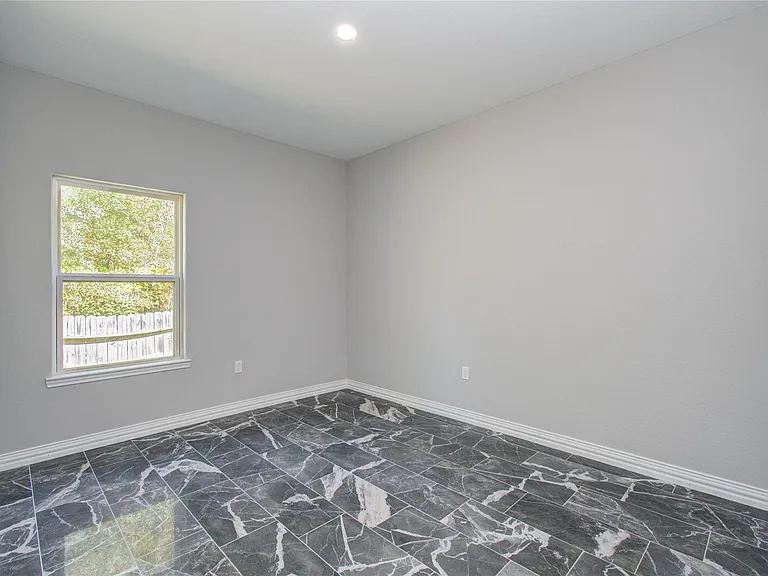 898 Road 3556 — Photo 15
