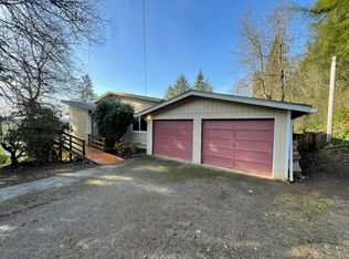 3240 Aldercrest Rd, Tillamook, OR 97141