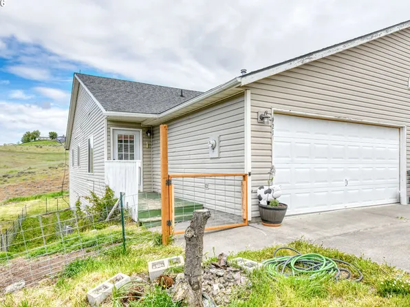 921 SW Nye Ave, Pendleton, OR 97801