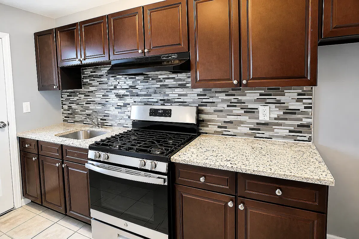 3 bed, $2,250 — Photo 4
