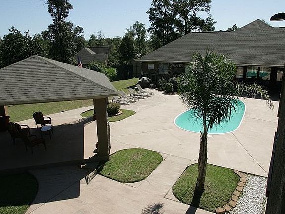 2nd image of 21 Trailwood Ln