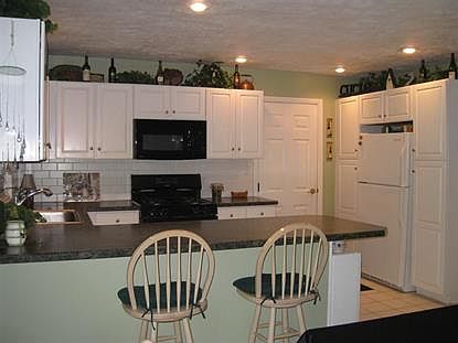 4th image of 53398 Oakton Dr