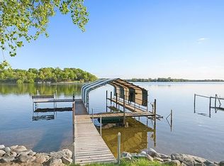 3040 Highview Ln, Mound, MN 55364