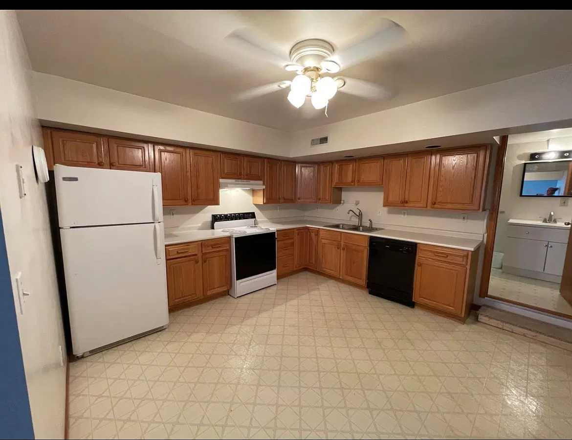 1 bed, $750 — Photo 2
