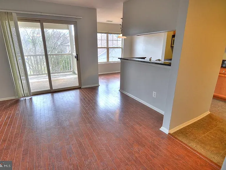 1707 Ascot Way #E — Photo 14