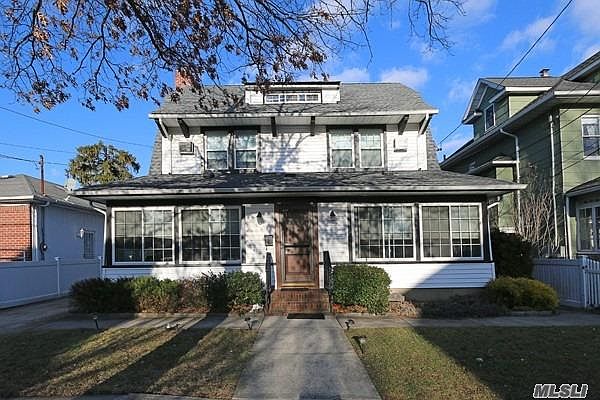 1st image of 11 Tredwell Ave