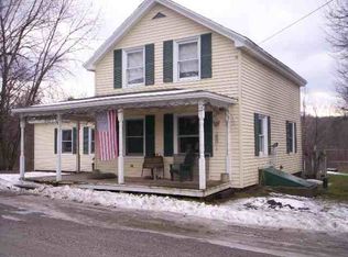 20 Baby Ln, Hoosick Falls, NY 12090