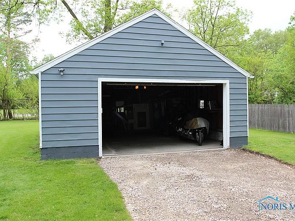 5th image of 2331 Vaness Dr