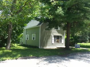 13 Center St, Croswell, MI 48422
