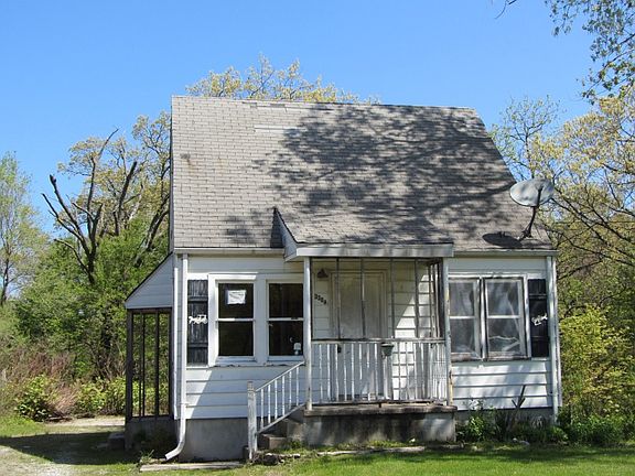 3rd image of 3304 E 34th Ave