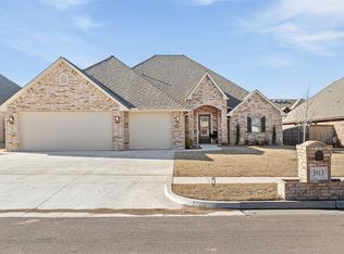 3913 Mohave Dr, Moore, OK 73160