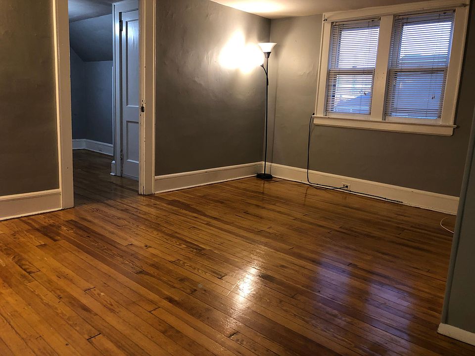 1st image of 19 Harvard St #A