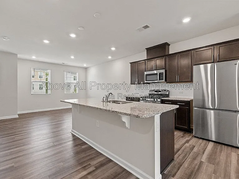 1035 Shoreside Dr — Photo 14