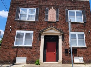 400 9th St #5, Chester, PA 19013