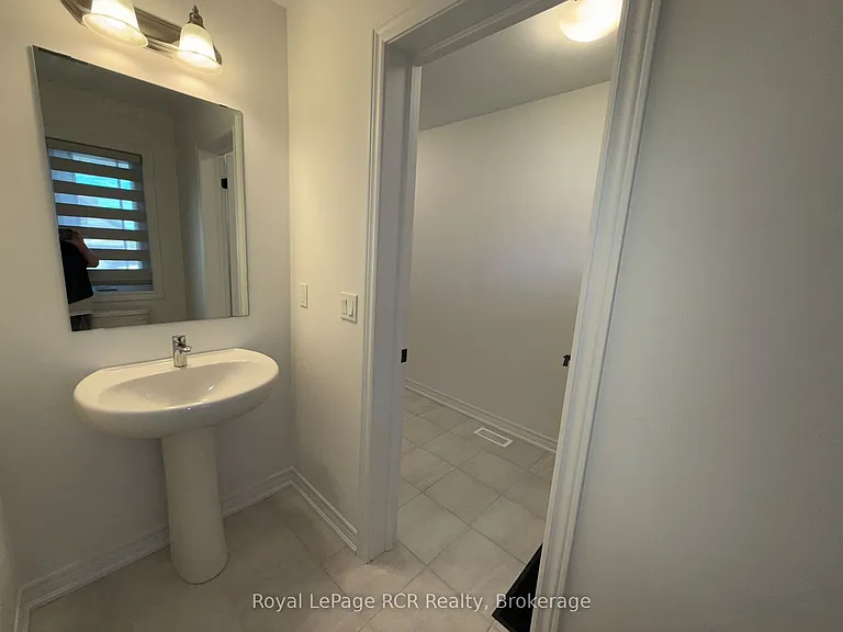 133 McCausland Dr — Photo 13