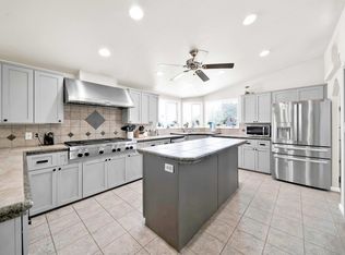 14125 Black Mountain Ct, Red Bluff, CA 96080