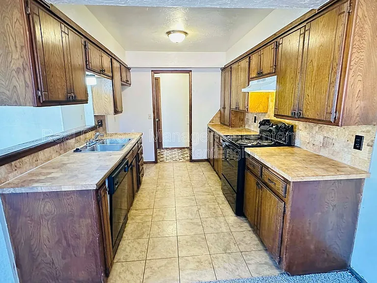 4816 S Fairmont Ave — Photo 6
