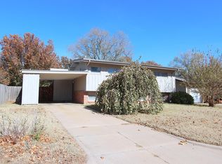 4220 W 10th St N, Wichita, KS 67212