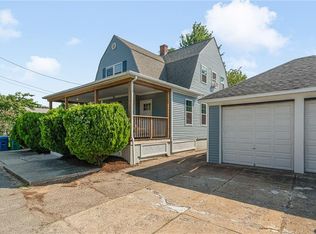 108 Majestic Ave, Warwick, RI 02888