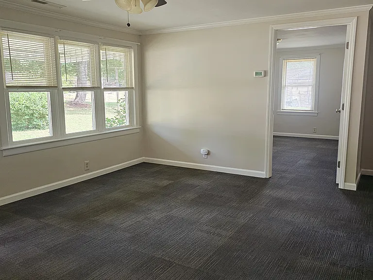 100 Coley Cir — Photo 9