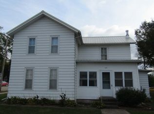 329 Washington St, Miles, IA 52064