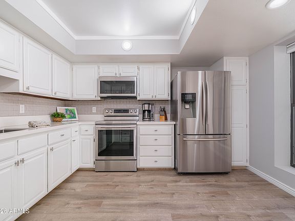 5th image of 5110 N 31ST Way #322