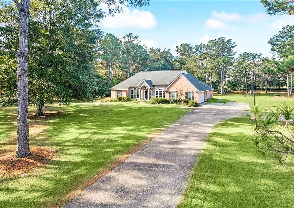 1st image of 204 Churchill Downs Dr