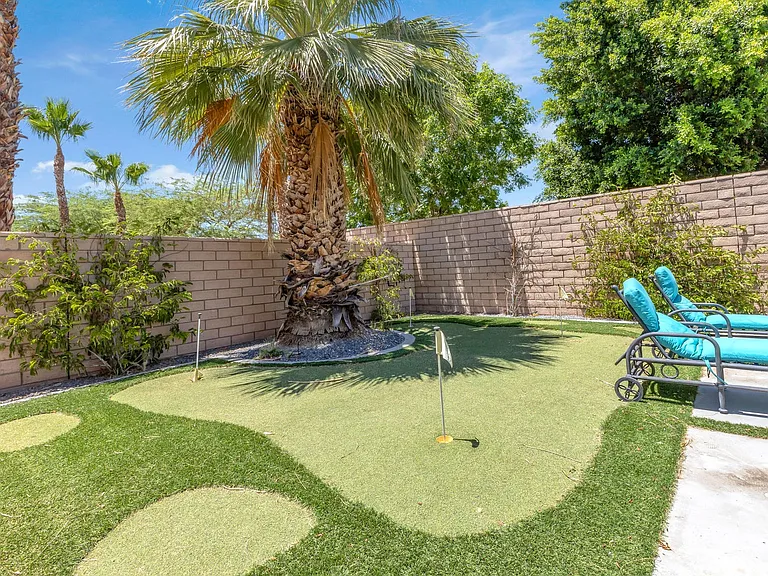 84440 Quartino Pl — Photo 39