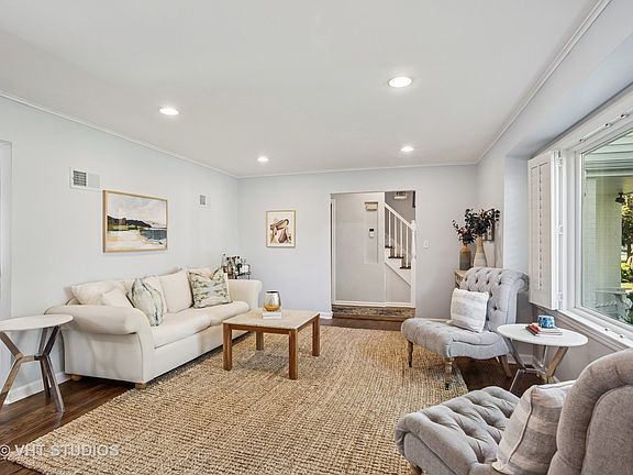 5th image of 1161 Vernon Dr