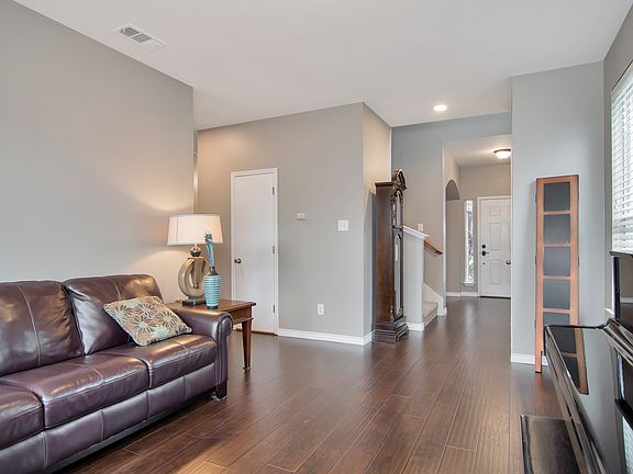 4th image of 2729 Red Wolf Dr