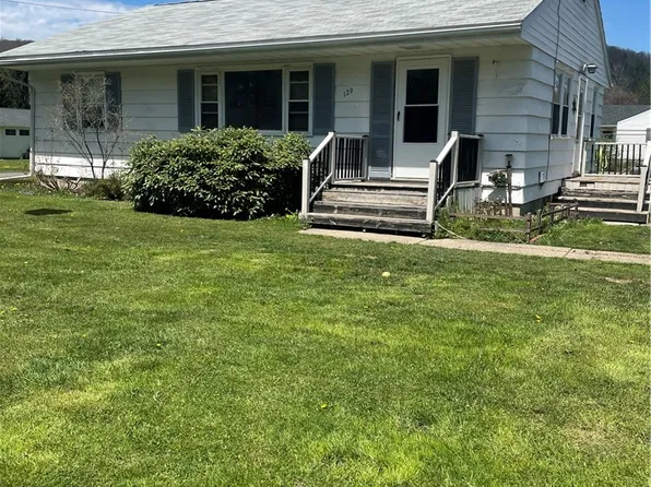 129 Hills St, Wellsville, NY 14895