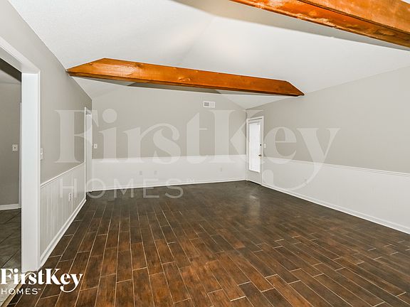 3rd image of 4048 Oakbend Dr