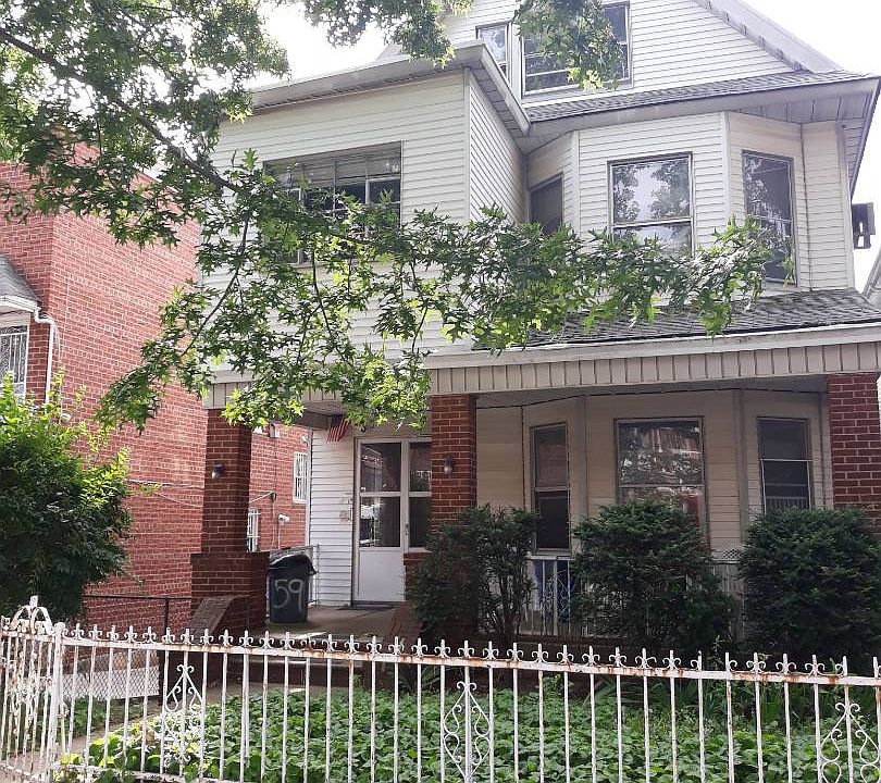 2nd image of 59 Bay 32 St
