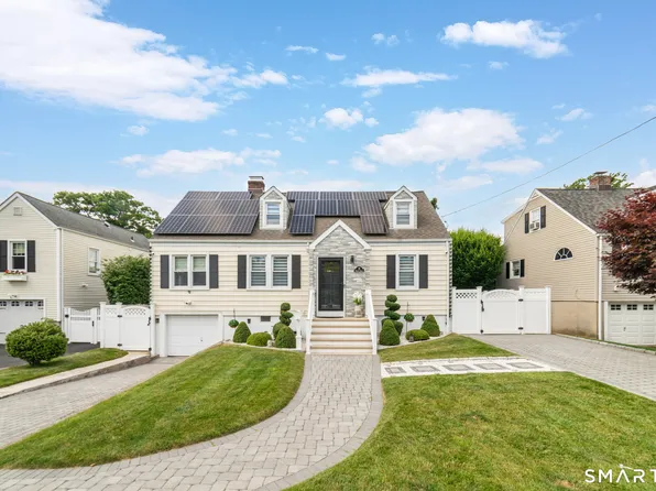 18 Fairlea Avenue, Stratford, CT 06614