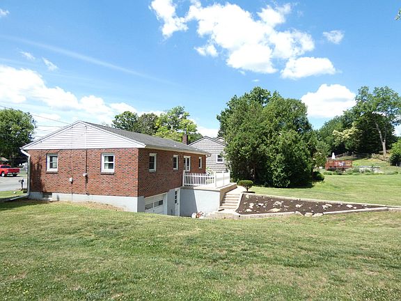 2nd image of 3 Ruth Ave