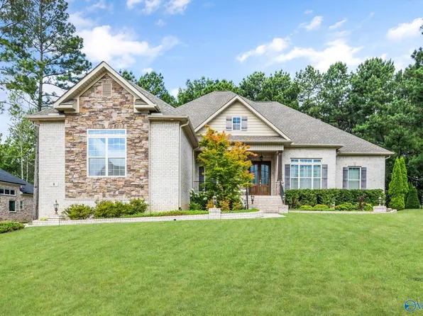 4 Bluff Creek Cir SE, Huntsville, AL 35803