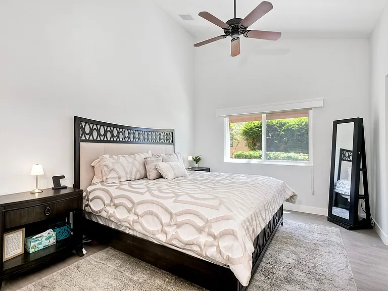 1237 Granada Way — Photo 12