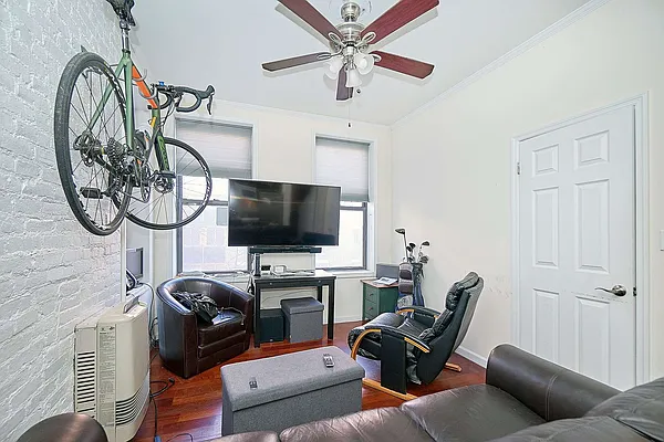 Rented by Keller Williams NYC | media 10