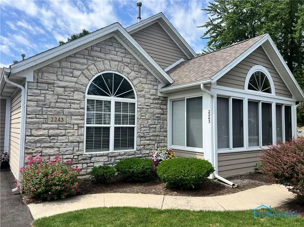 2243 Whispering Pines Dr #5, Toledo, OH 43617