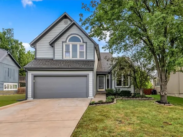 21708 W 54th St, Shawnee, KS 66226