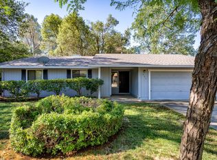 895 Oakmont Dr, Redding, CA 96003