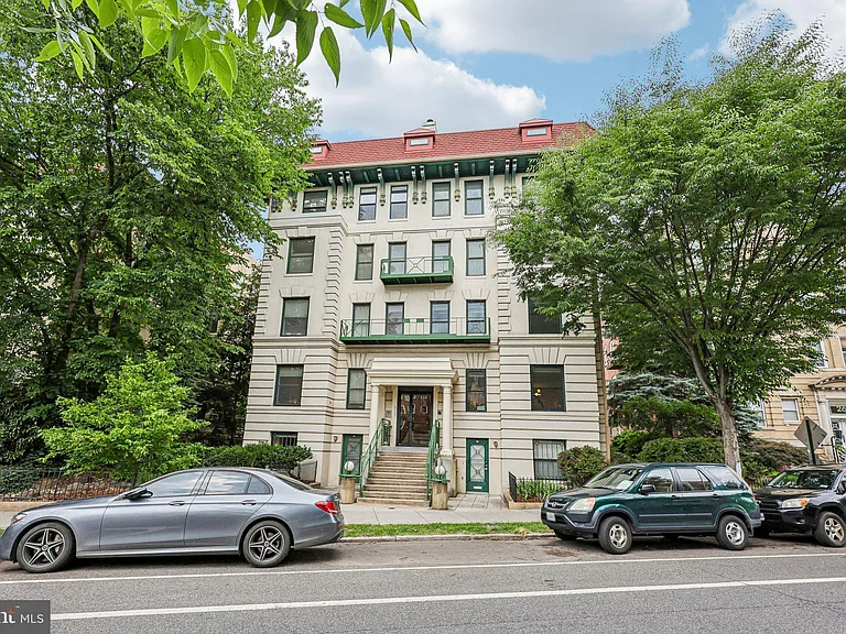 2627 Adams Mill Rd NW #108 — Photo 40