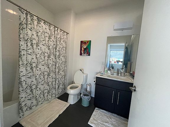 2nd image of 1200 Bedford St Unit 302
