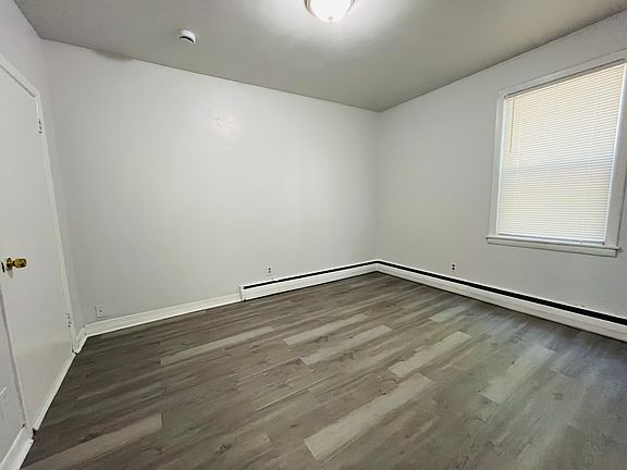 5th image of 130 Messer St #3