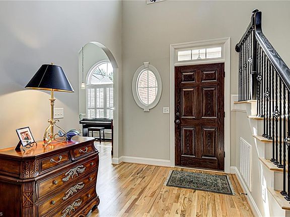 2nd image of 2441 Retriever Ln