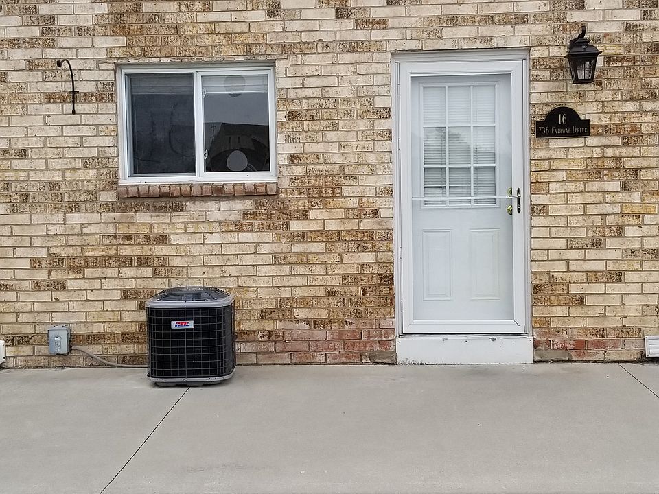 1st image of 738 Fairway Dr APT 16