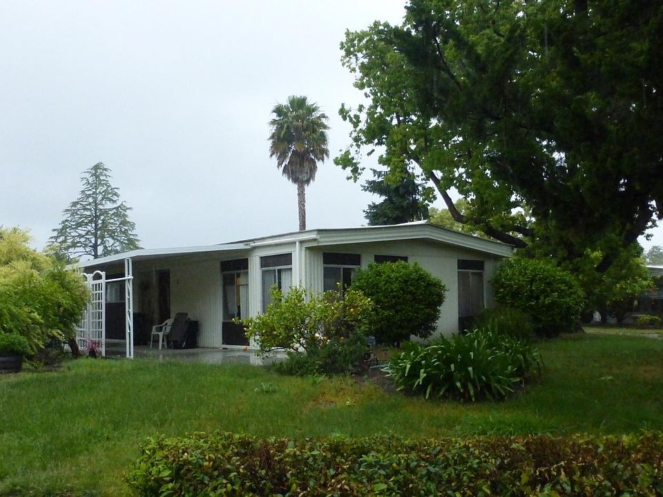 1st image of 302 La Serena Way