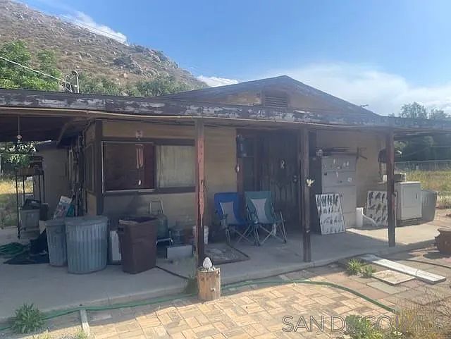 2nd image of 2333 Willow Glen Dr