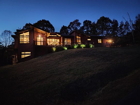 4th image of 24199 Redstone Dr