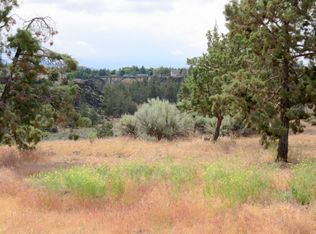 1862 NW Quince Tree Pl, Redmond, OR 97756